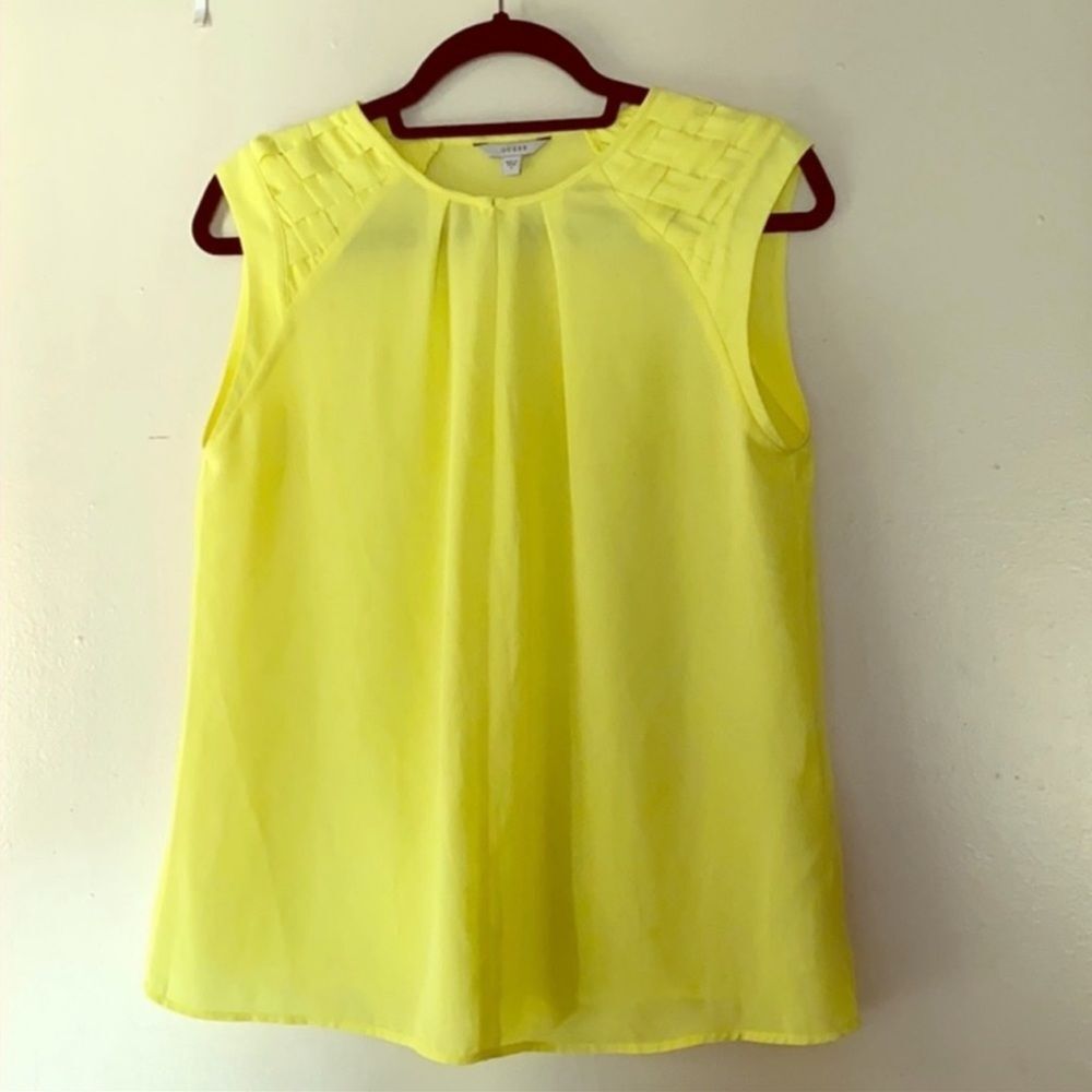 Guess sleeveless top